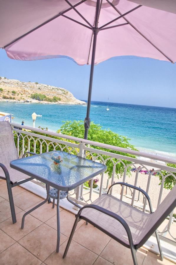 Chara'S Sea View House Apartamento Haraki Exterior foto